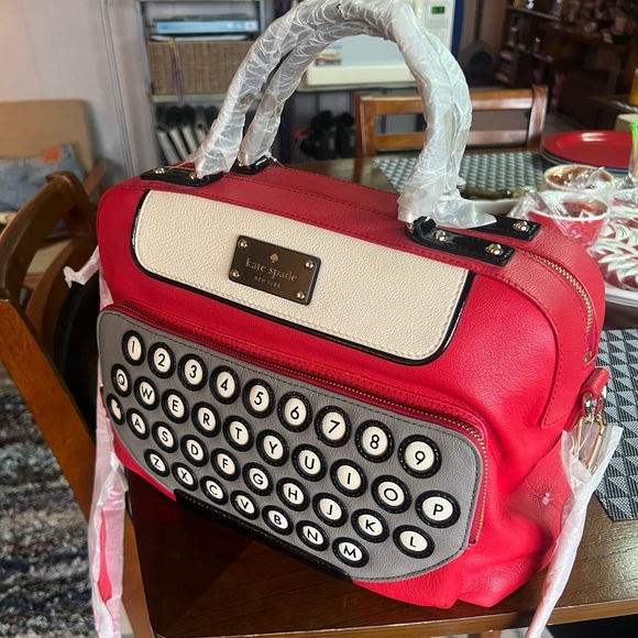 NWT UNICORN Kate Spade All Typed Up Clyde red leather typewriter bag circa 2010 - Picture 12 of 14